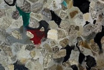 バイオプラスチック素材をプレス加工した美術品